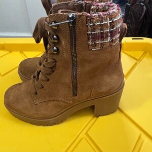 Steve Madden Women's Combat Boot Size 6m
